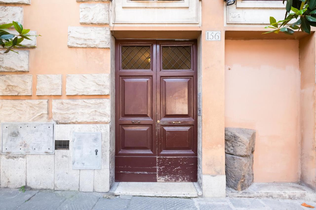 Lovely And Modern Nest Near The Colosseum Rome Buitenkant foto